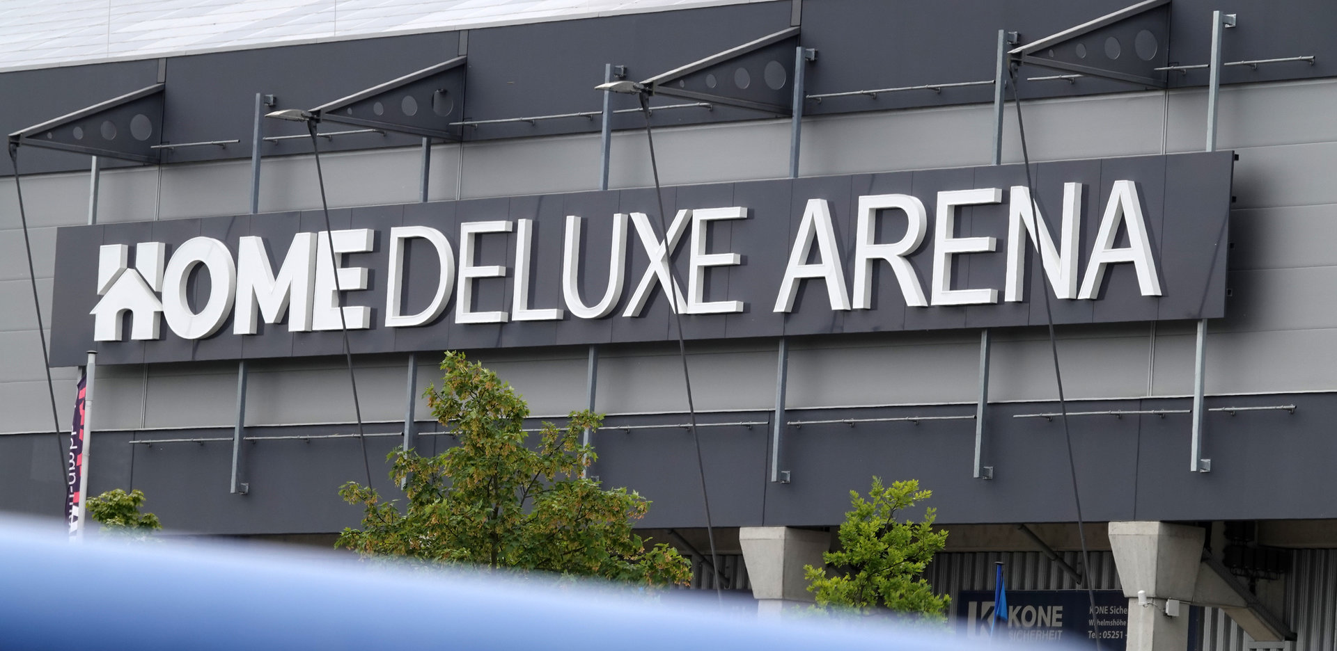 Home Deluxe Arena von außen