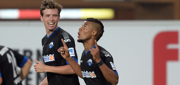 Torjubel: Elias Kachunga und Patrick Ziegler freuen sich über die 1:0 - Führung (SCP-KSC, 13.09.2013)